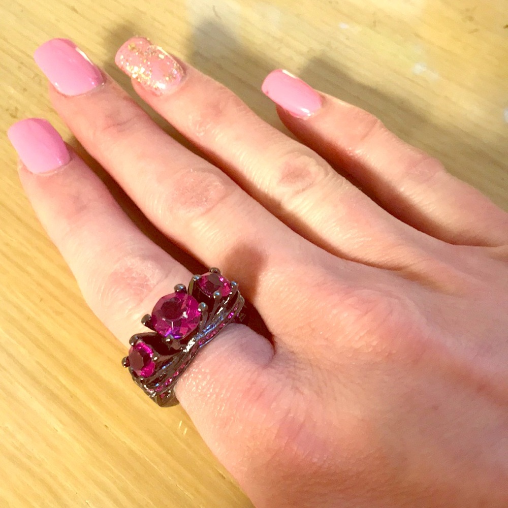 💝50% off Pink stone ring 💎💕